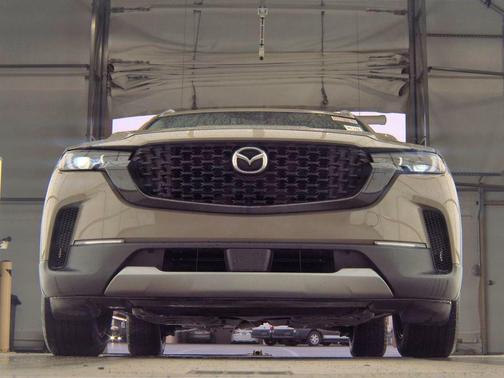 Zircon Sand Metallic 2023 Mazda CX-50 2.5 Turbo Meridian Edition