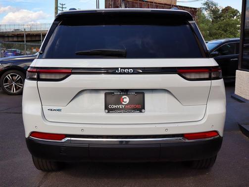 Bright White Clearcoat 2022 Jeep Grand Cherokee 4xe Base