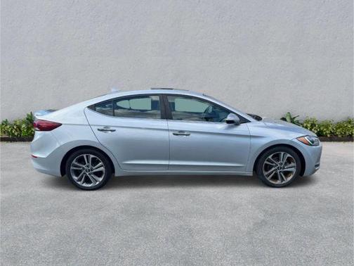 2017 Hyundai ELANTRA Limited