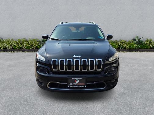 Diamond Black Crystal Pearlcoat 2018 Jeep Cherokee Limited