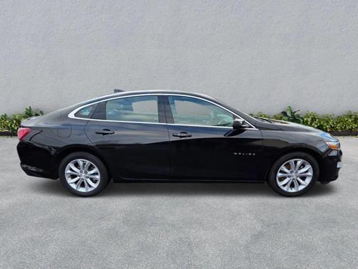 2022 Chevrolet Malibu FWD LT