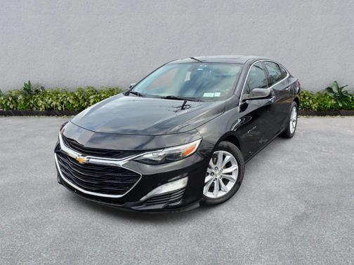 2022 Chevrolet Malibu FWD LT