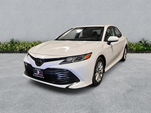 Super White 2020 Toyota Camry LE