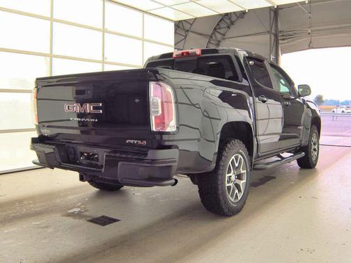 Onyx Black 2021 GMC Canyon AT4