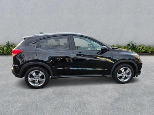 2017 Honda HR-V EX-L w/Navigation