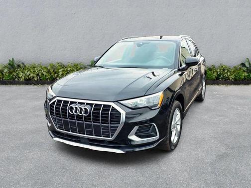 2020 Audi Q3 45 Premium