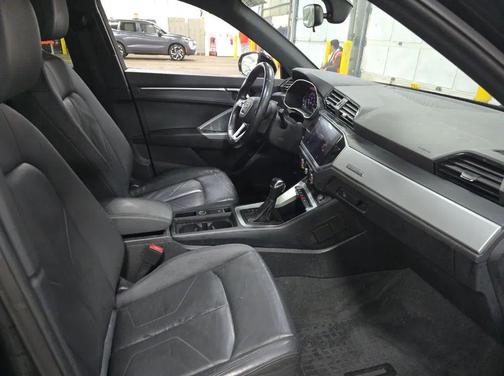 2020 Audi Q3 45 Premium