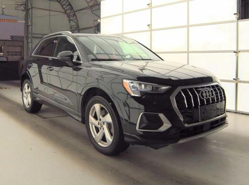 2020 Audi Q3 45 Premium
