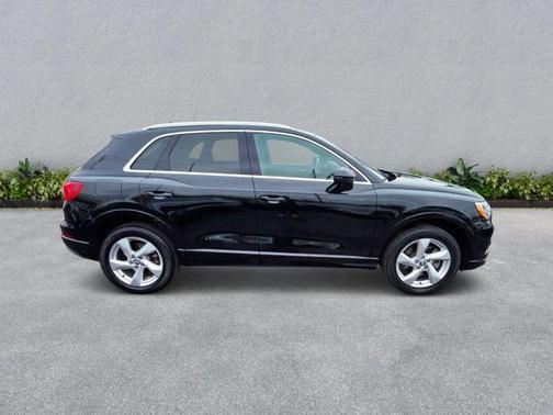2020 Audi Q3 45 Premium