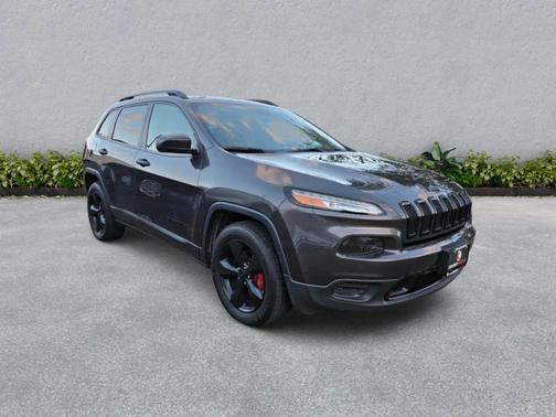 2016 Jeep Cherokee Sport