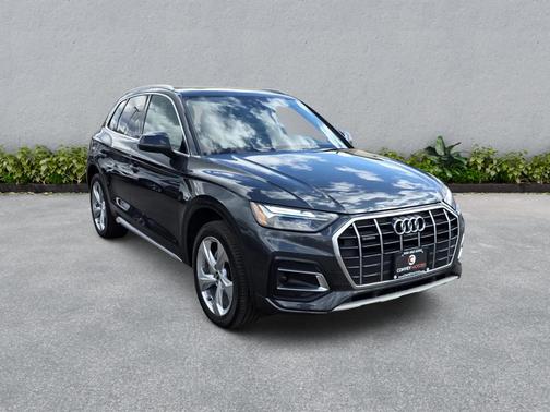 Gray Metallic 2021 Audi Q5 45 Premium Plus