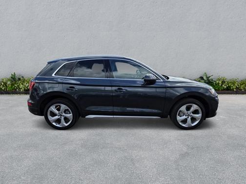 Gray Metallic 2021 Audi Q5 45 Premium Plus