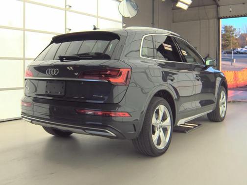 Gray Metallic 2021 Audi Q5 45 Premium Plus