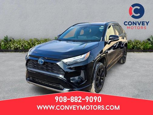 2022 Toyota RAV4 Hybrid SE