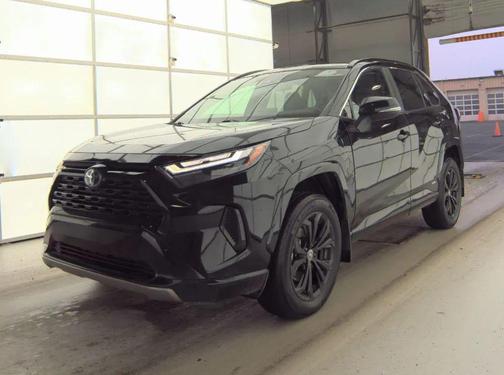 2022 Toyota RAV4 Hybrid SE