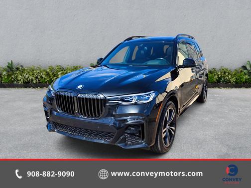 2021 BMW X7 M50i