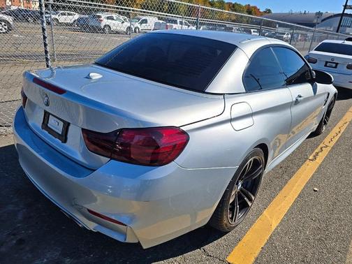 Silverstone Metallic 2015 BMW M4 Base