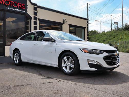 Summit White 2022 Chevrolet Malibu 1LS