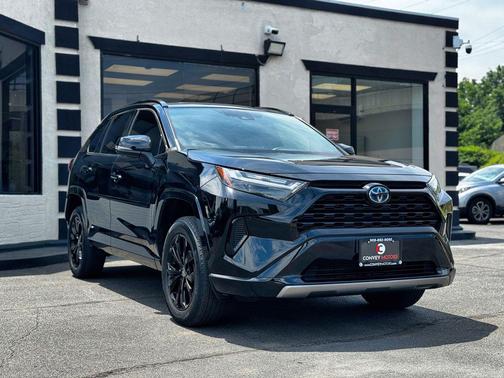 Midnight Black Metallic 2022 Toyota RAV4 Hybrid SE