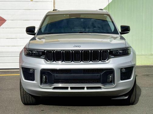 Silver Zynith 2022 Jeep Grand Cherokee L Overland