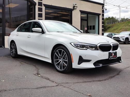 Alpine White 2021 BMW 330 xDrive