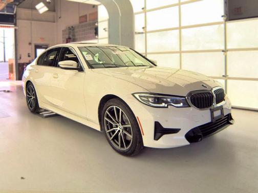 Alpine White 2021 BMW 330 xDrive