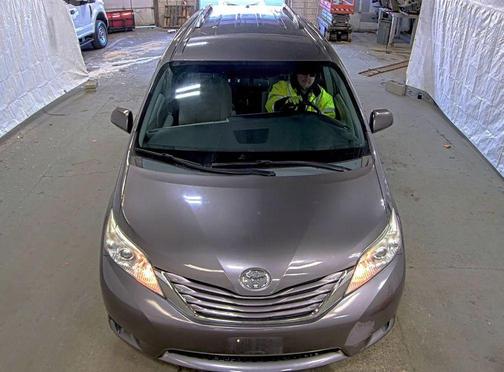 2015 Toyota Sienna LE