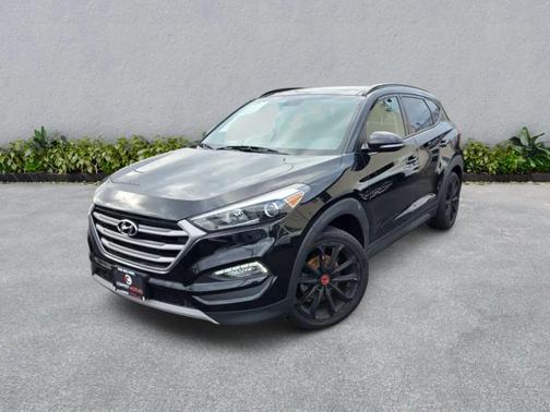 2017 Hyundai TUCSON Night