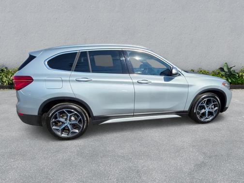 Glacier Silver Metallic 2019 BMW X1 xDrive28i