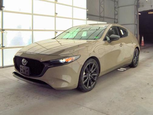 Zircon Sand Metallic 2024 Mazda Mazda3 2.5 Turbo AWD