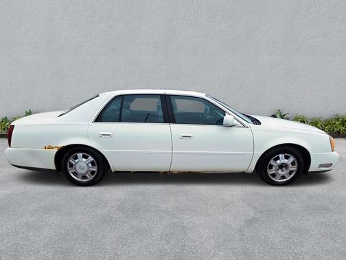 2005 Cadillac DeVille Base