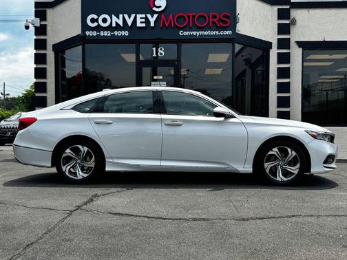 Platinum White Pearl 2018 Honda Accord EX-L