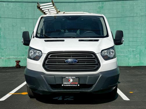 Oxford White 2018 Ford Transit-250 Base
