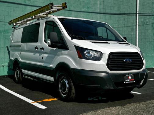 Oxford White 2018 Ford Transit-250 Base