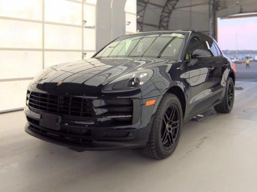 Sapphire Blue Metallic 2019 Porsche Macan Macan