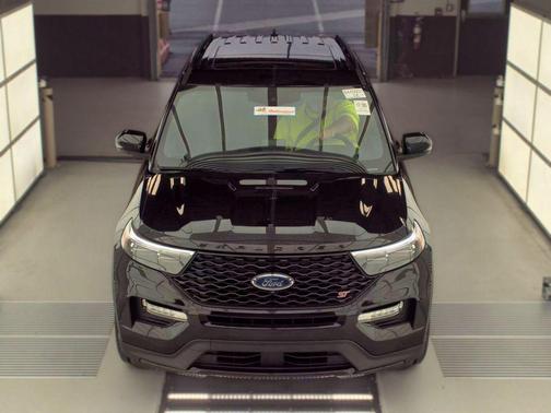 Agate Black Metallic 2023 Ford Explorer ST