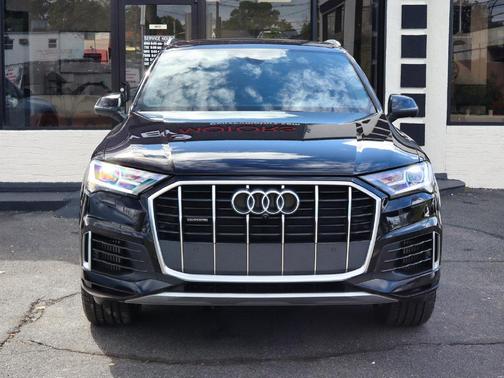 Black 2021 Audi Q7 55 Premium