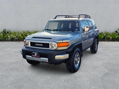 2012 Toyota FJ Cruiser Base