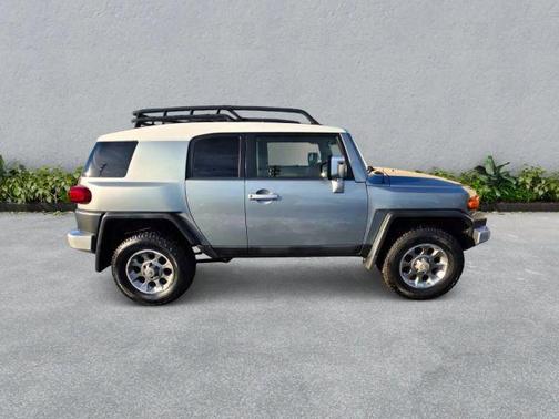 2012 Toyota FJ Cruiser Base