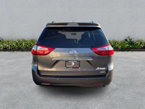 2015 Toyota Sienna Limited Premium