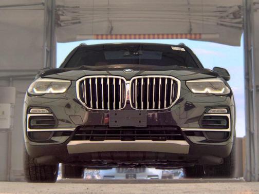 Black Sapphire Metallic 2021 BMW X5 xDrive40i