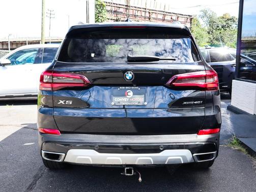 Black Sapphire Metallic 2021 BMW X5 xDrive40i