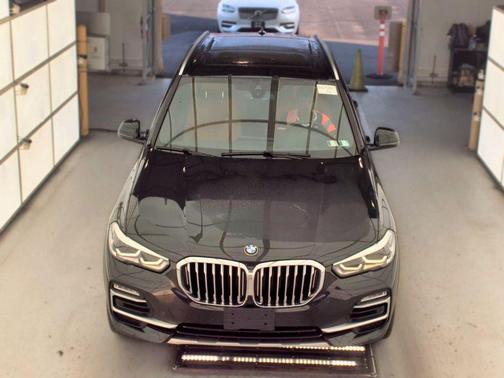 Black Sapphire Metallic 2021 BMW X5 xDrive40i