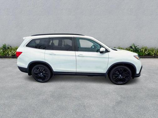 2022 Honda Pilot AWD Special Edition