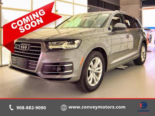 Gray 2017 Audi Q7 3.0T Premium