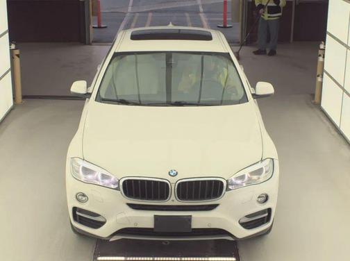 2015 BMW X6 xDrive35i