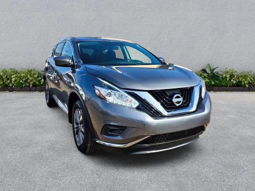 Gun Metallic 2016 Nissan Murano S