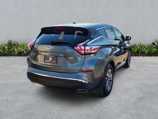 Gun Metallic 2016 Nissan Murano S