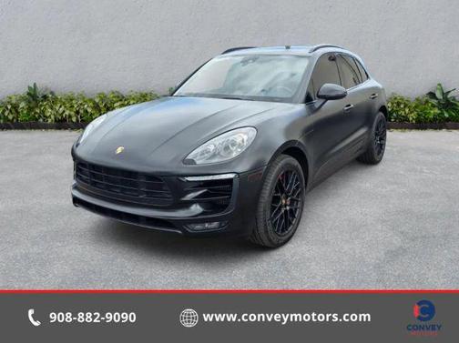 Rhodium Silver Metallic 2018 Porsche Macan Macan GTS