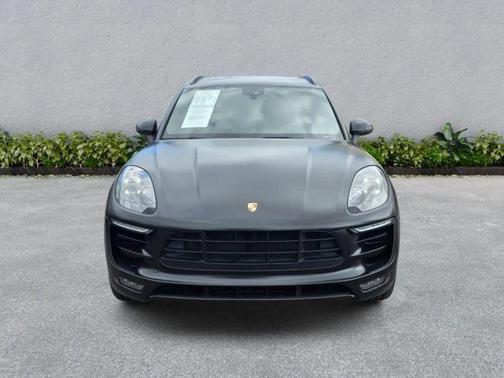 Rhodium Silver Metallic 2018 Porsche Macan Macan GTS